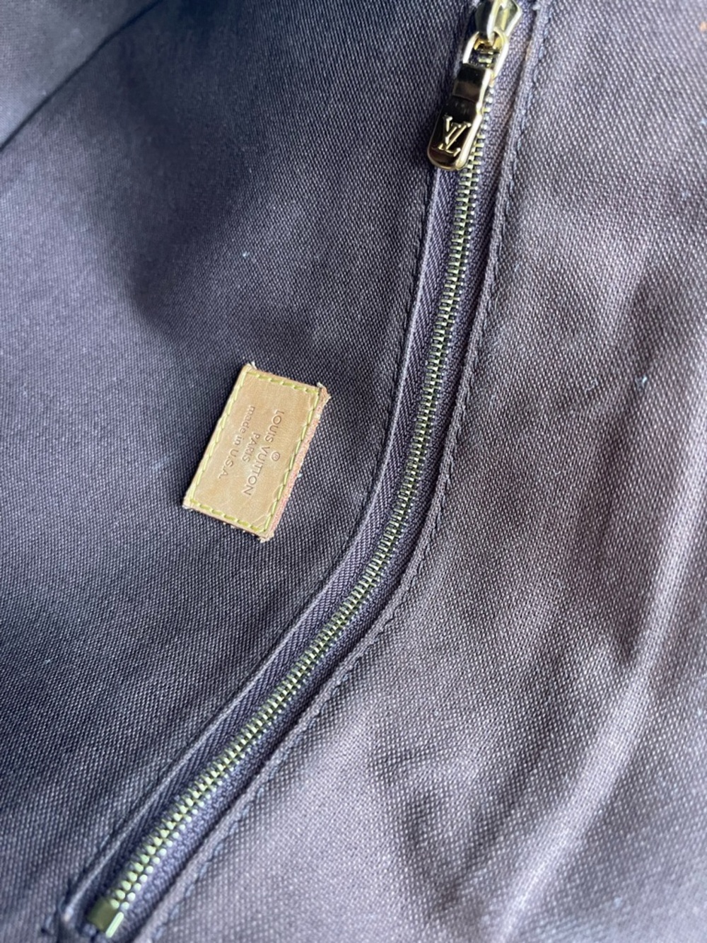 Louis Vuitton Menilmontant PM Shoulder Bag - Picture 11 of 15
